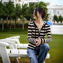 奥特莱斯品牌清仓剪标尾货春秋季条纹连帽针织开衫毛衣外套上衣女