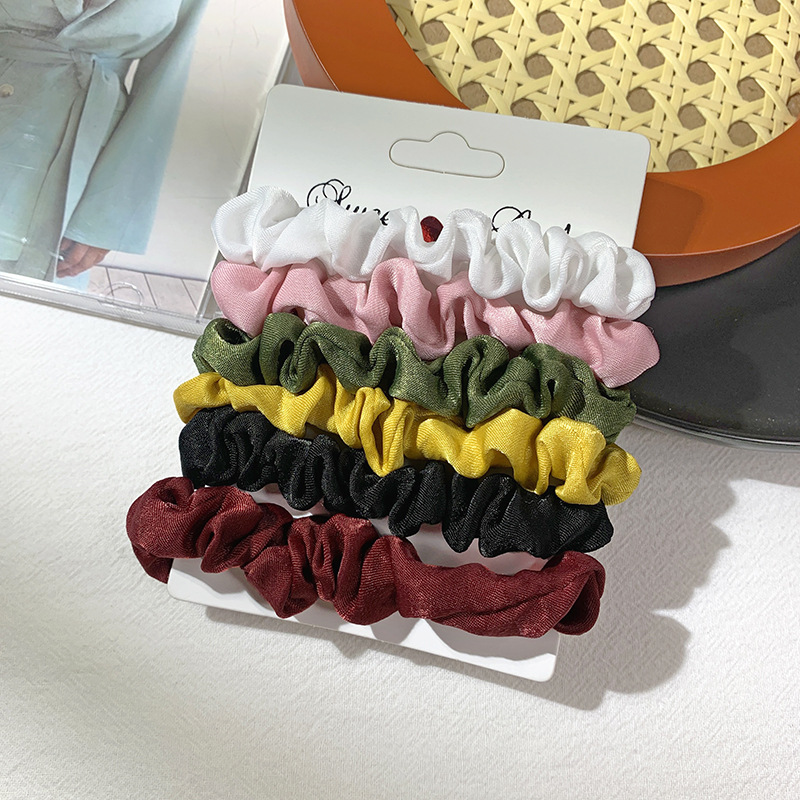 Fashion Velvet Solid Color Hair Scrunchies Wholesale display picture 3