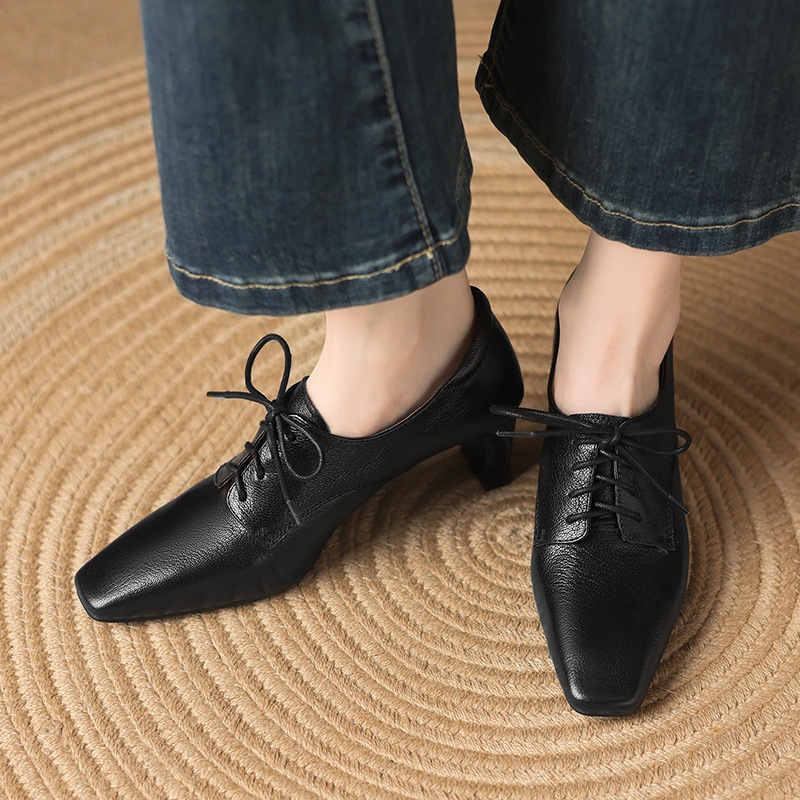 Giày da nữ đầu vuông gót thô buộc dây kiểu Anh — Màu nâu