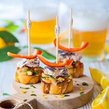 һ����ˮ��������ˇ�g�����Ǻ��J�uβ�ƺ�����P�����������