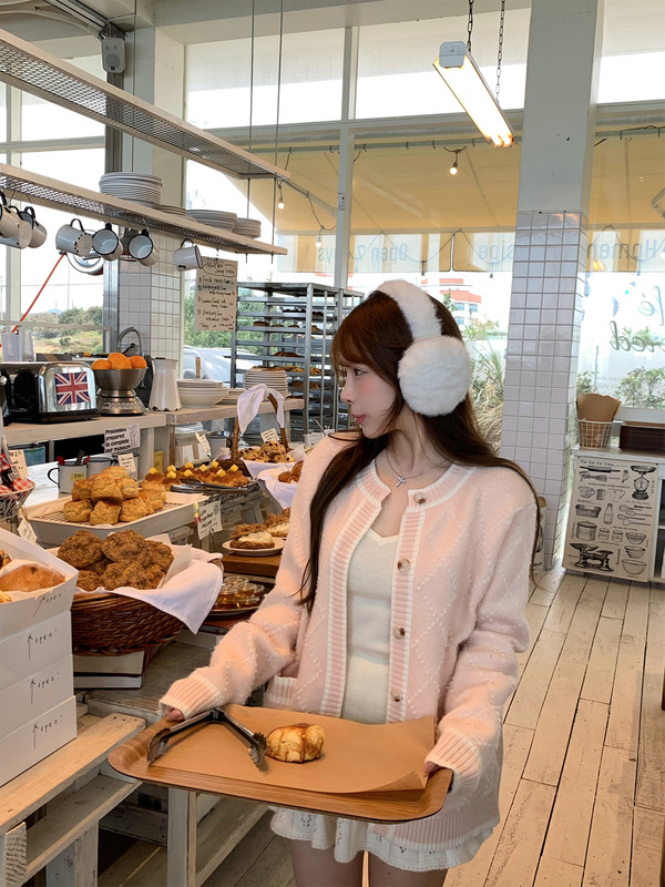 Lukira【心动私服】小香风菱格毛衣开衫外套女秋冬宽松针织上衣|undefined
