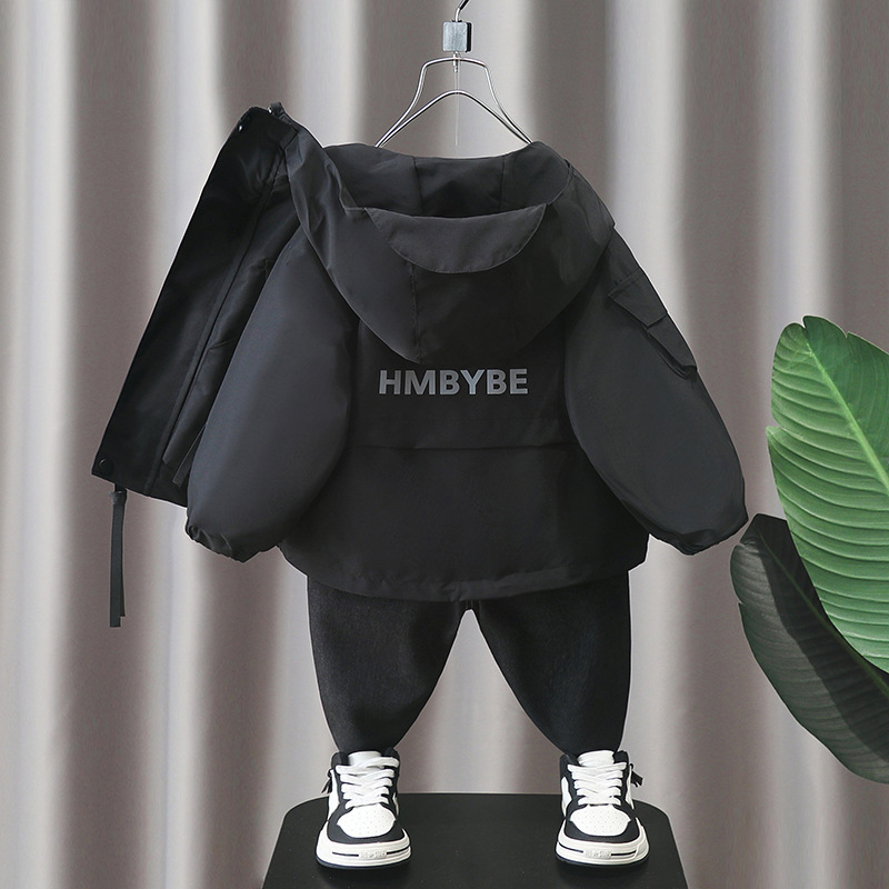 6048 ropa para niños chaqueta con capucha negra para niños modelos de primavera y otoño 2025 nueva gabardina para niños chaqueta de primavera para niños