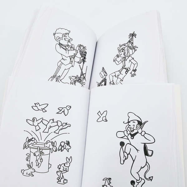 G0801 Mini Cartoon King King Magic Magic Prop Magic Book Animation…