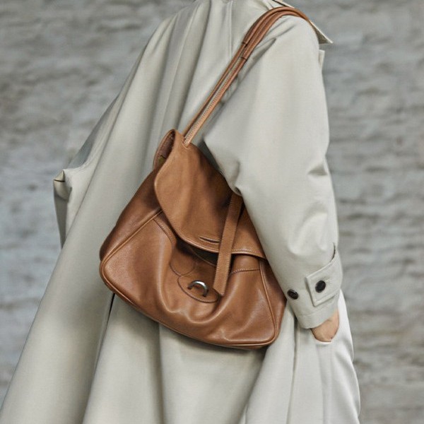 Genuine vegetable-tanned leather bag, niche vintage crossbody tote bag, large-capacity genuine leather commuter bag, 001 messenger bag for women