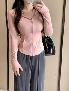 Йоговая куртка с быстросохнущей молнией, капюшон, длинные рукава, slim fit, топ для бега в поездке