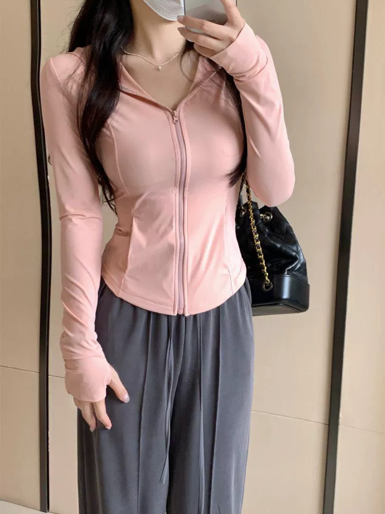 Йоговая куртка с быстросохнущей молнией, капюшон, длинные рукава, slim fit, топ для бега в поездке