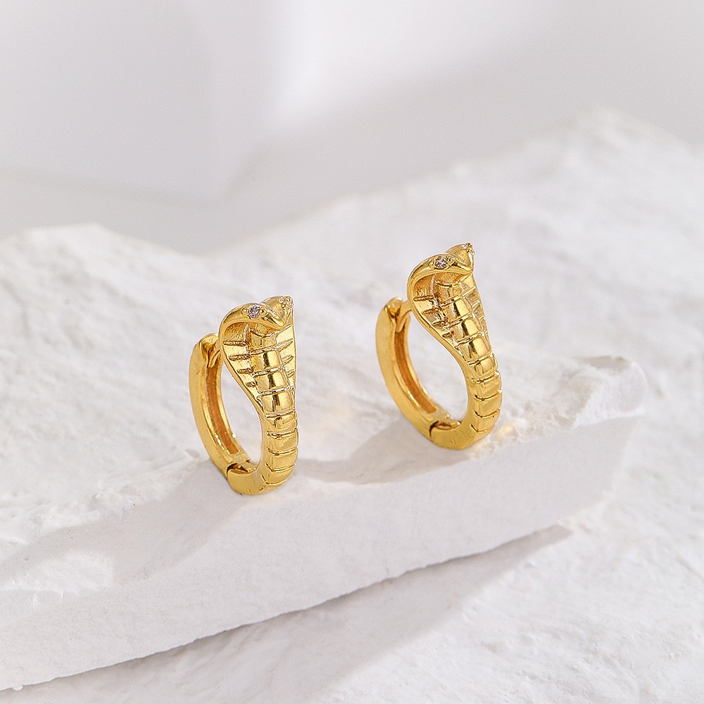 Vintage Cobra Snake Earring for Men, Hip Hop Gothic Style Single Ear Stud, Copper with Zircon detail image 8