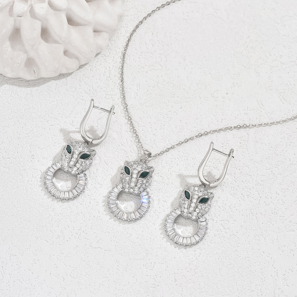 New Trendy Cross-border Earrings For Women, High-end Leopard Head Pendant, Light Luxury Zircon Micro-inlaid Necklace,_voghion.com