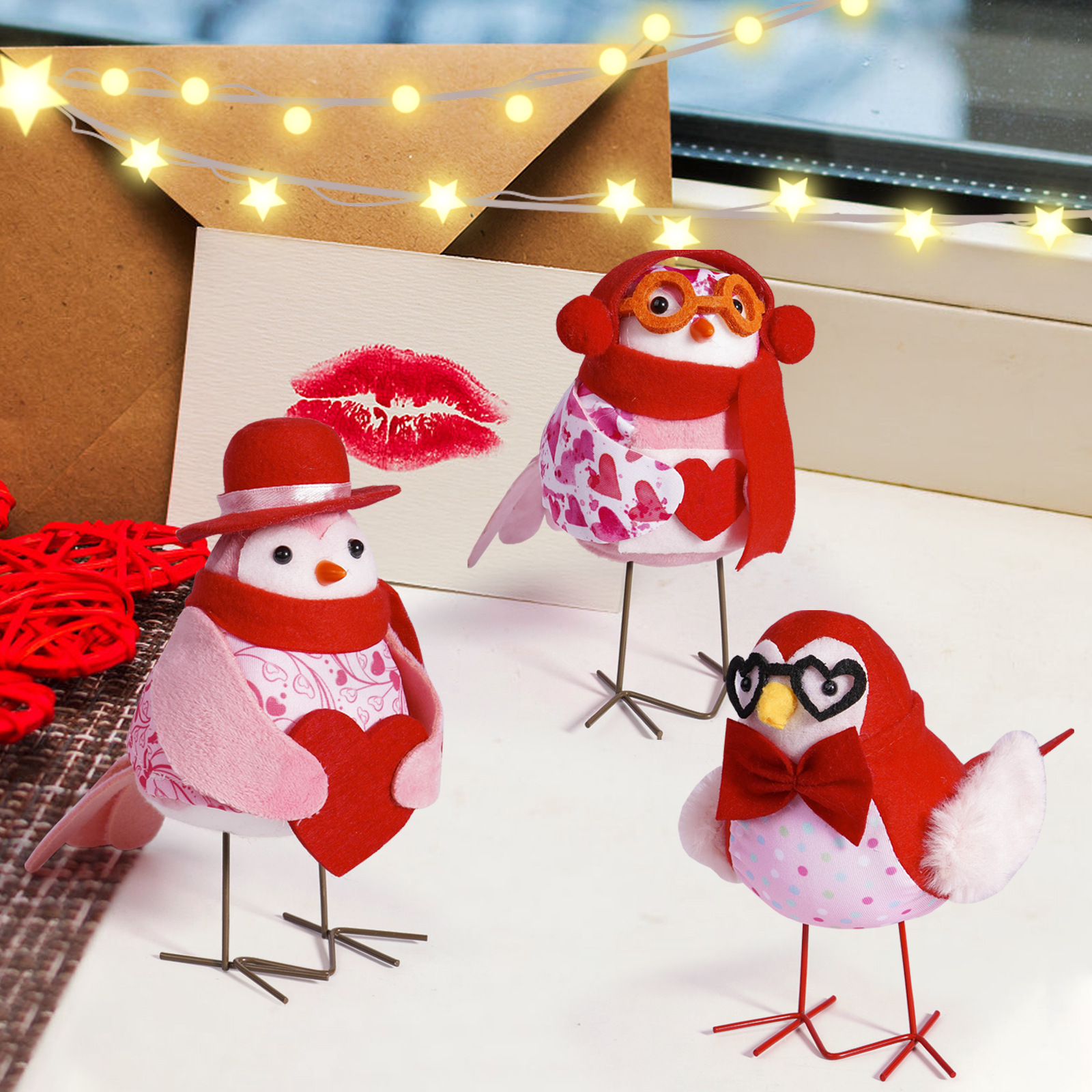 Nuevos productos transfronterizos Día de San Valentín amor pájaros lindos muñecos gafas bufandas sombreros amor adornos decoraciones