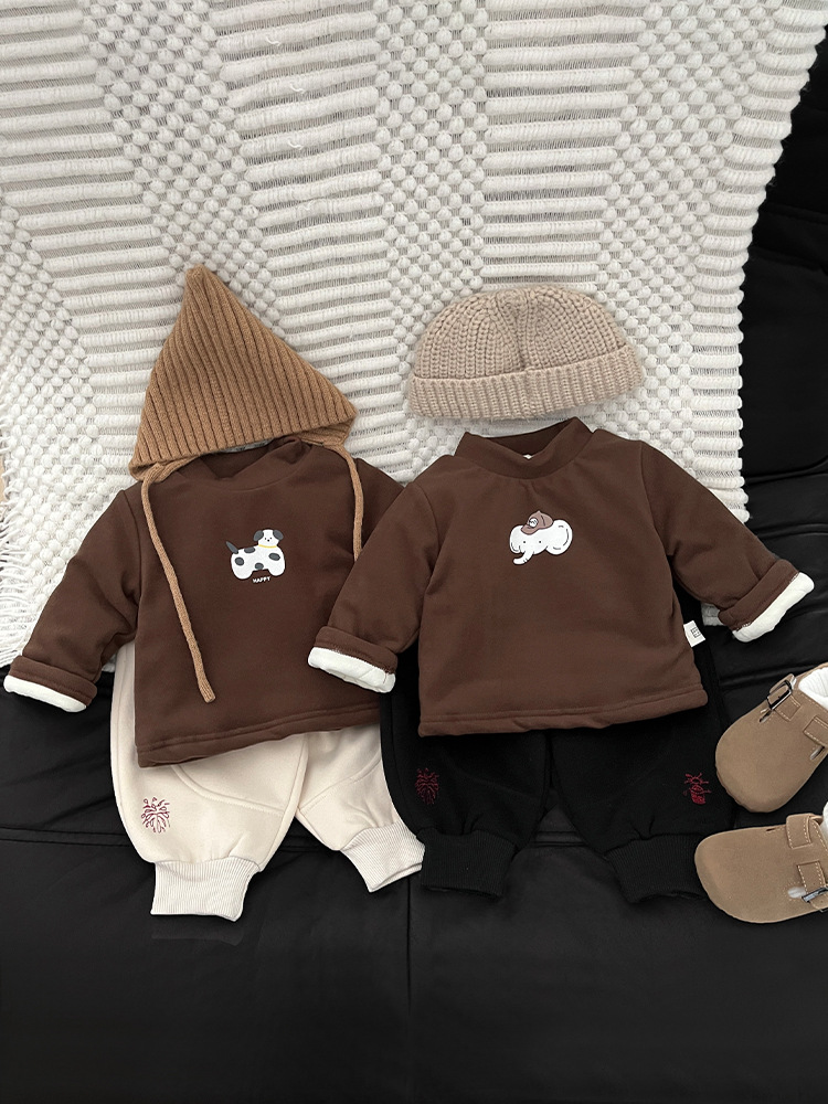 Ropa de bebé otoño y invierno para bebés con camisa de camisa de manga larga para niños calientes de medio cuello alto y camisa interior gruesa