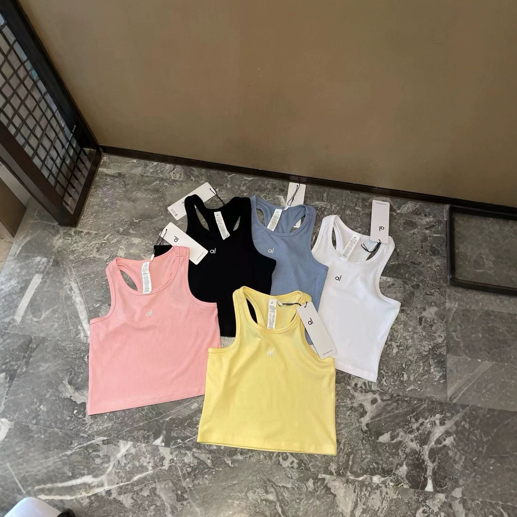 Geribbelde tanktop voor dames - Multipack met essentiële items voor yoga, fitness, hardlopen en dagelijks gebruik._voghion.com