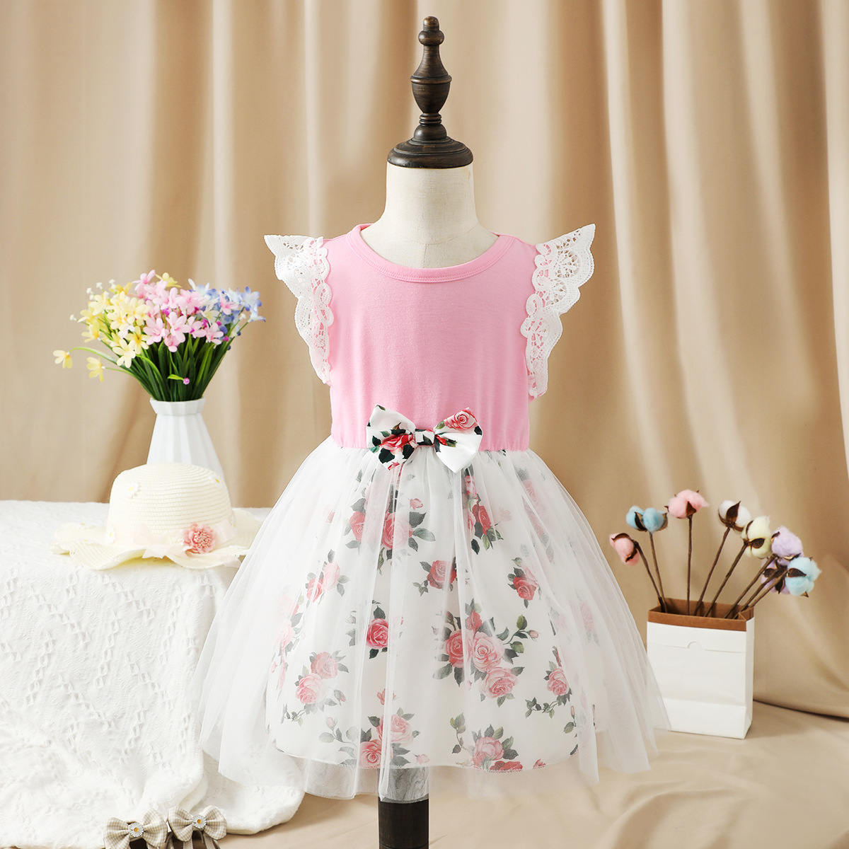 Romántico de manga de vuelo Flor de manga corta costura vestido de malla vestido de princesa vestido de hadas versátil fiesta de cumpleaños