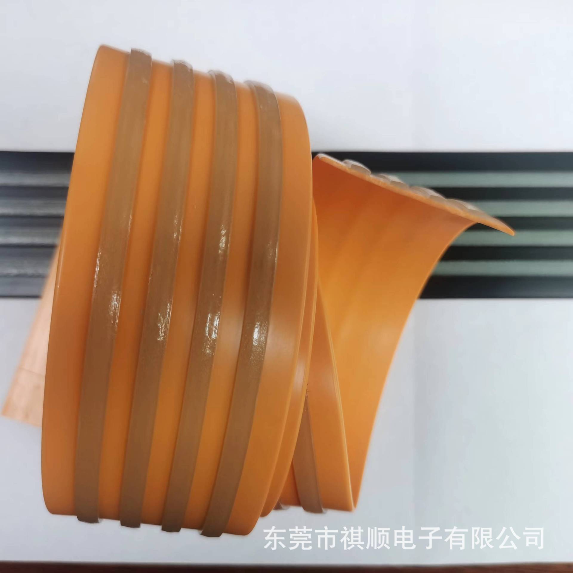 供应PVC异形材胶料防撞条可调色不出油阻燃源头厂环保认证软胶