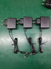 �WҎ12V1.0A�Դ�m���� ���Q���� �S��ֱ�N