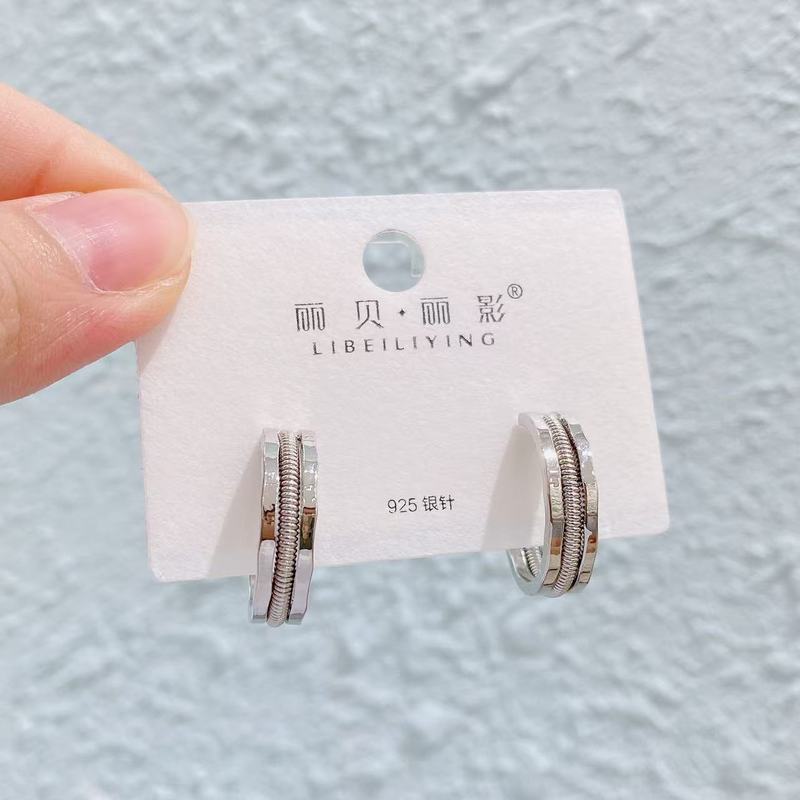 Liyin/Libeliying S925 シルバー針 C タイプイヤリングハイエンドファッション個性ニッチイヤリング女性のためのヨーロッパとアメリカの INS|undefined