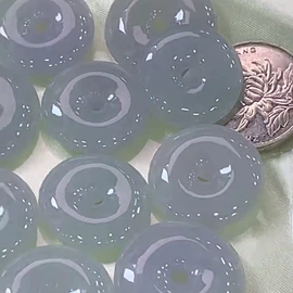 翡翠项饰;翡翠手饰;天然珍珠项饰