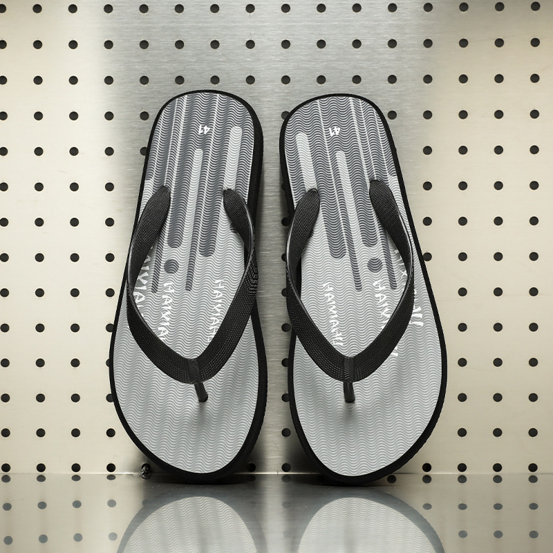 Venta directa de fábrica, chanclas, nuevos hombres, verano, simples, antideslizantes al aire libre, sandalias planas al aire libre, una pieza