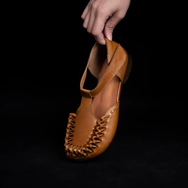 女式休闲单鞋;女式皮靴;平底拖鞋