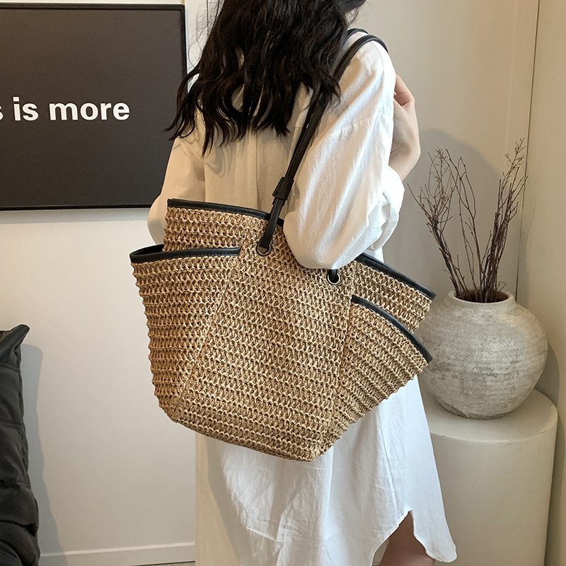 Large-Capacity Straw Bag for Women Korean Style Ins Versatile Commuter Shoulder Bag Niche Seaside Vacation Women's Woven Tote Bag