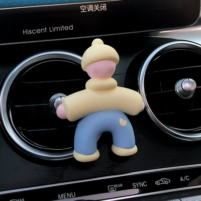 Car Perfume Aromatherapy | Women - yellow-clothes-and-blue-pants