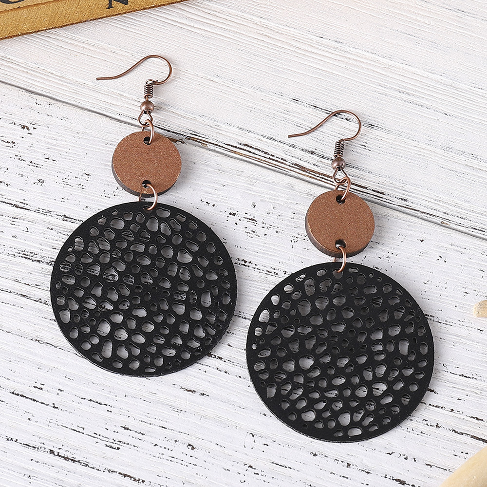 1 Pair Ethnic Style Round Patchwork Hollow Out Stainless Steel Wood Drop Earrings display picture 4