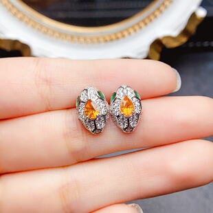 New natural garnet earrings S925 silver inlaid main stone 4*6mm Joker net red explosions women's jewelry wholesale