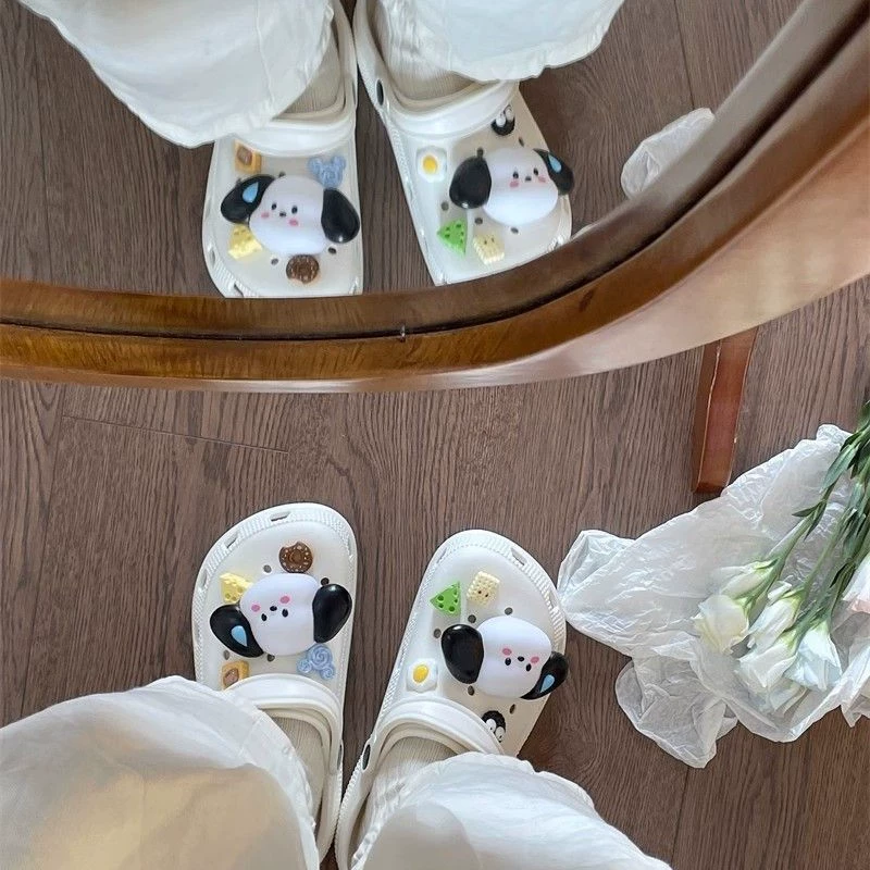 Дырочная обувь обувь пряжка летняя новая смола стерео мультфильм большие уши собаки туфли пряжки аксессуары оптом