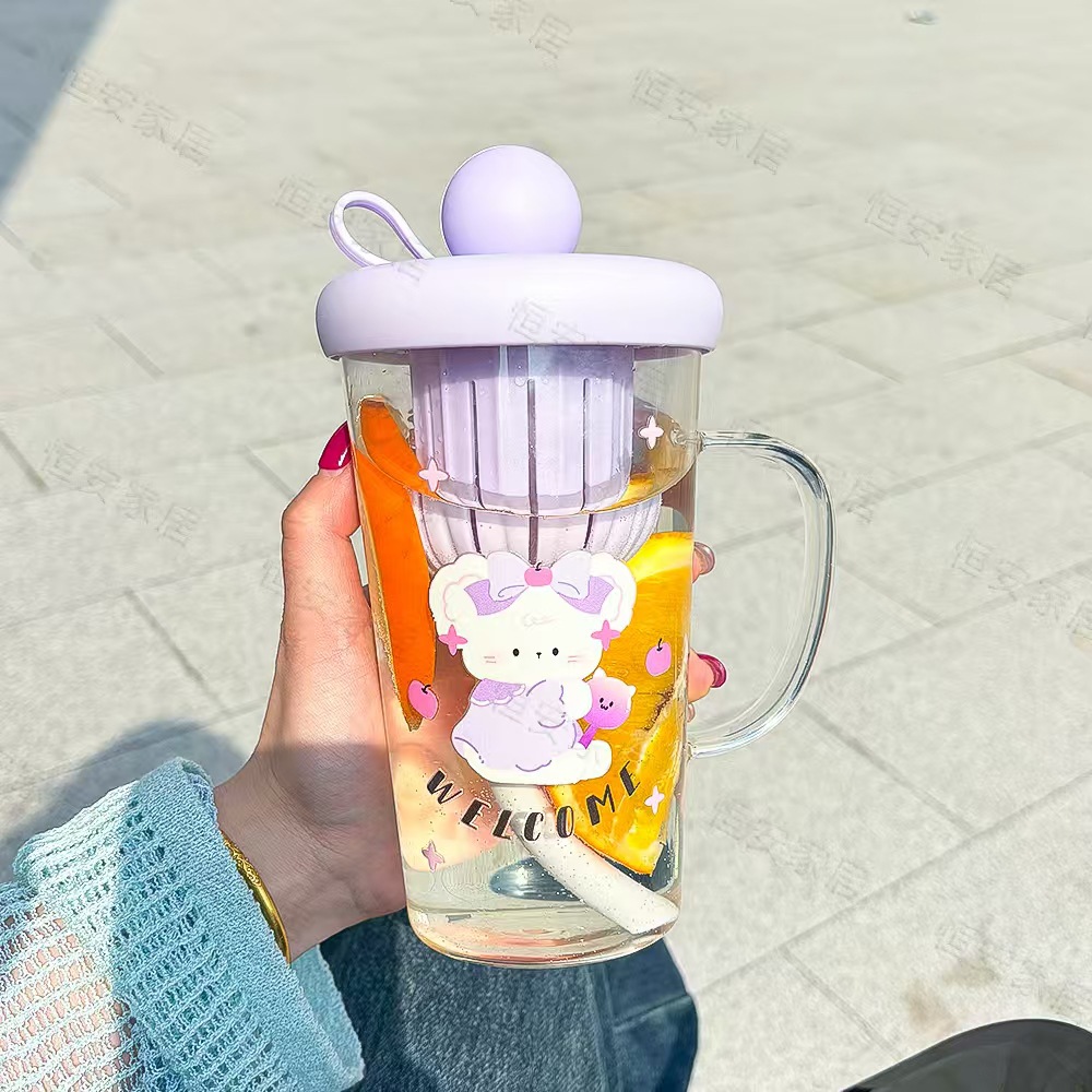 연한 보라색