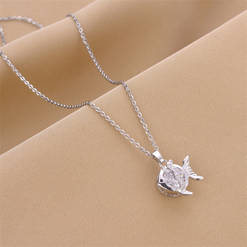 Fish Pattern Women'S Gender Cute Fish Titanium Steel Inlay Rhinestones Necklace