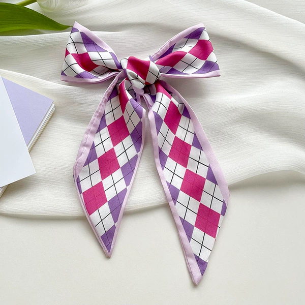 With diamond pattern, pink-purple, purple