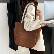 复古麂皮通勤大包2025新款反绒头层牛皮大容量单肩托特包真皮女包