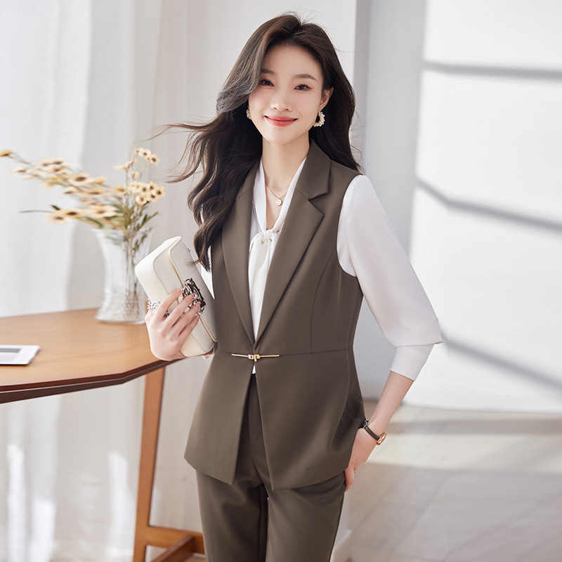 Colored classic suit jacket