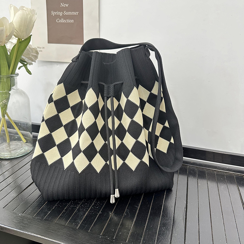 Nuevo bolso de cubo con cordón, bolso de punto, bolso de mano casual de gran capacidad, tablero de ajedrez, bolso tejido de moda de doble clavija