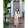 Lemon yellow top