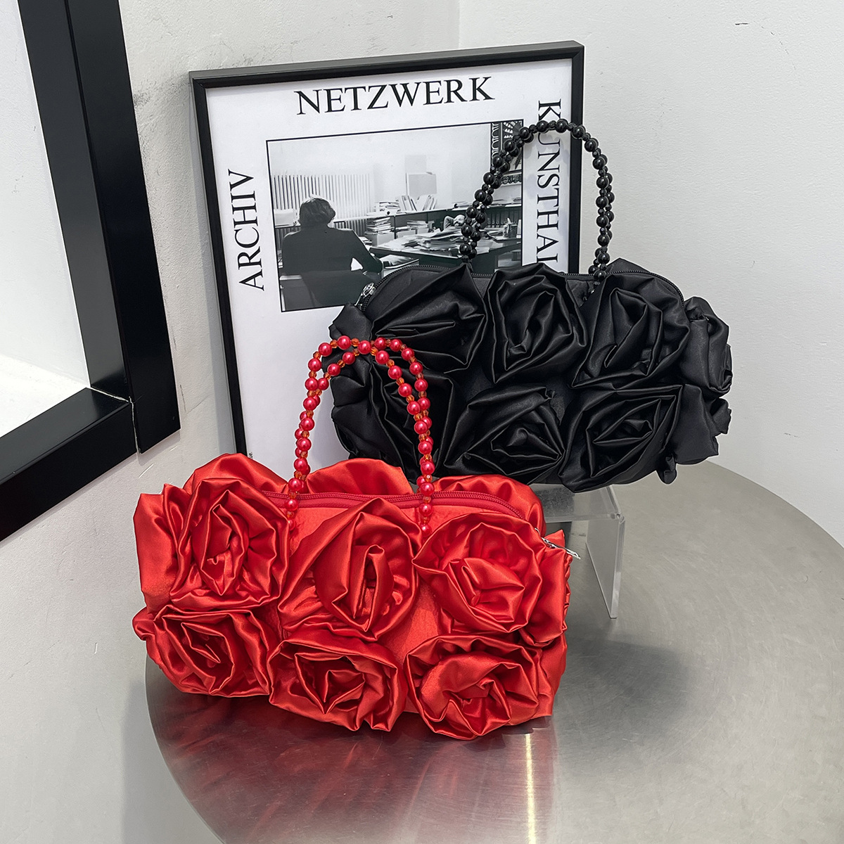 138g Weight Polyester Cotton Lining Material Zipper Closure Type Double Handle Strap Type Handbag, Evening Bag Bags Type Party Occasion Lace Material Flower Pattern Spring&Summer Season Women's Gender Elegant Style Pillow Shape Shape Black Red Lace Flower Pillow Shape Evening Bags 无