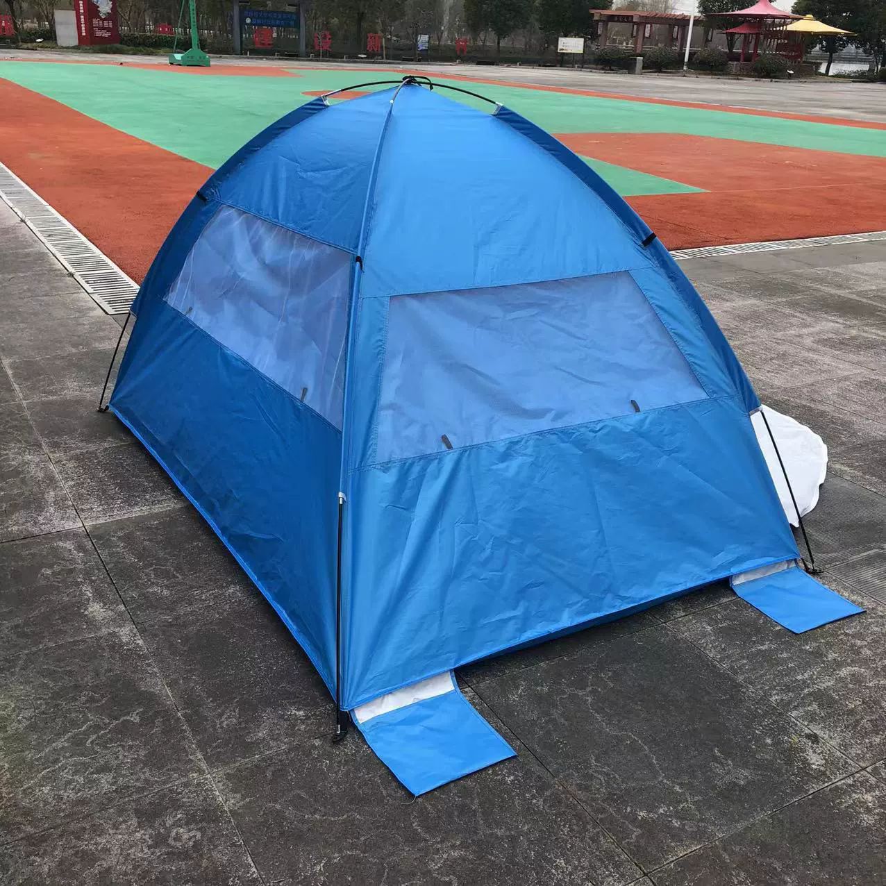 Suministro exclusivo transfronterizo de carpas de playa para protección solar al aire libre, camping en parques, multifuncionales, portátiles y aptas para todas las estaciones.