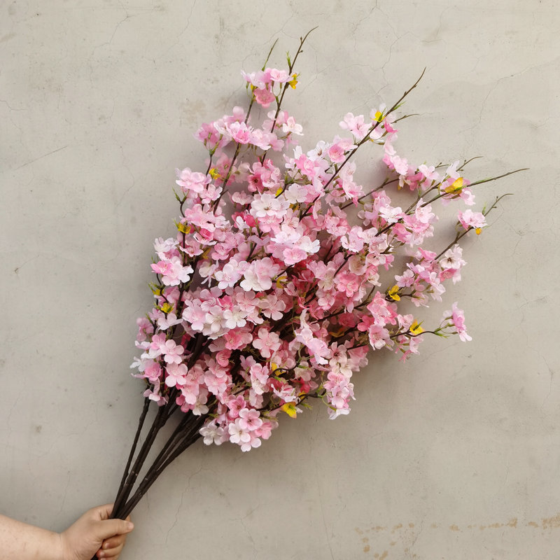 Fábrica al por mayor flor artificial flor de cerezo artificial decoración de la boda flor artificial salón decoración ingeniería suave ramo de flores de seda