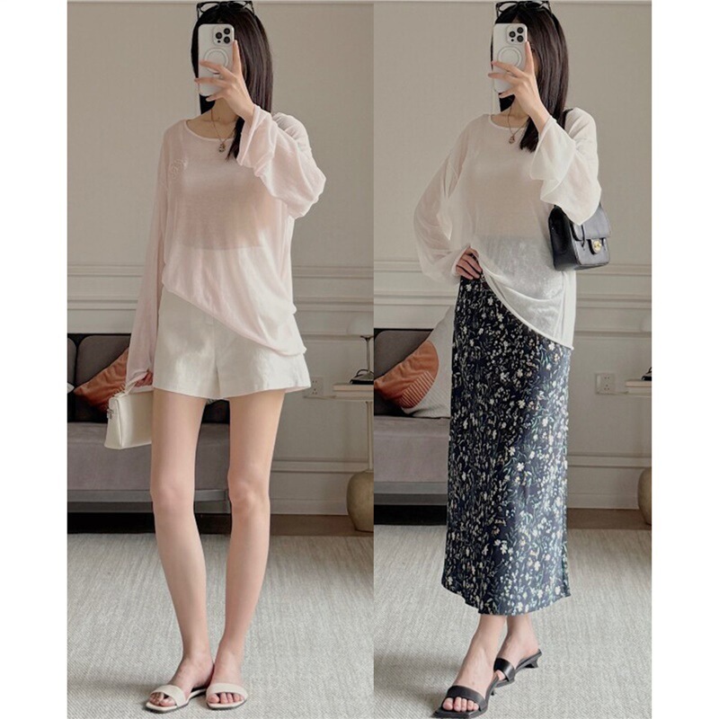 This one is so thin | Long-sleeve knit top made of long-staple cotton with sheer patterned lace embroidery, loose-fitting, sun-protective, for women This one is so thin | Long-sleeve knit top made of long-staple cotton with sheer patterned lace embroidery, loose-fitting, sun-protective, for women