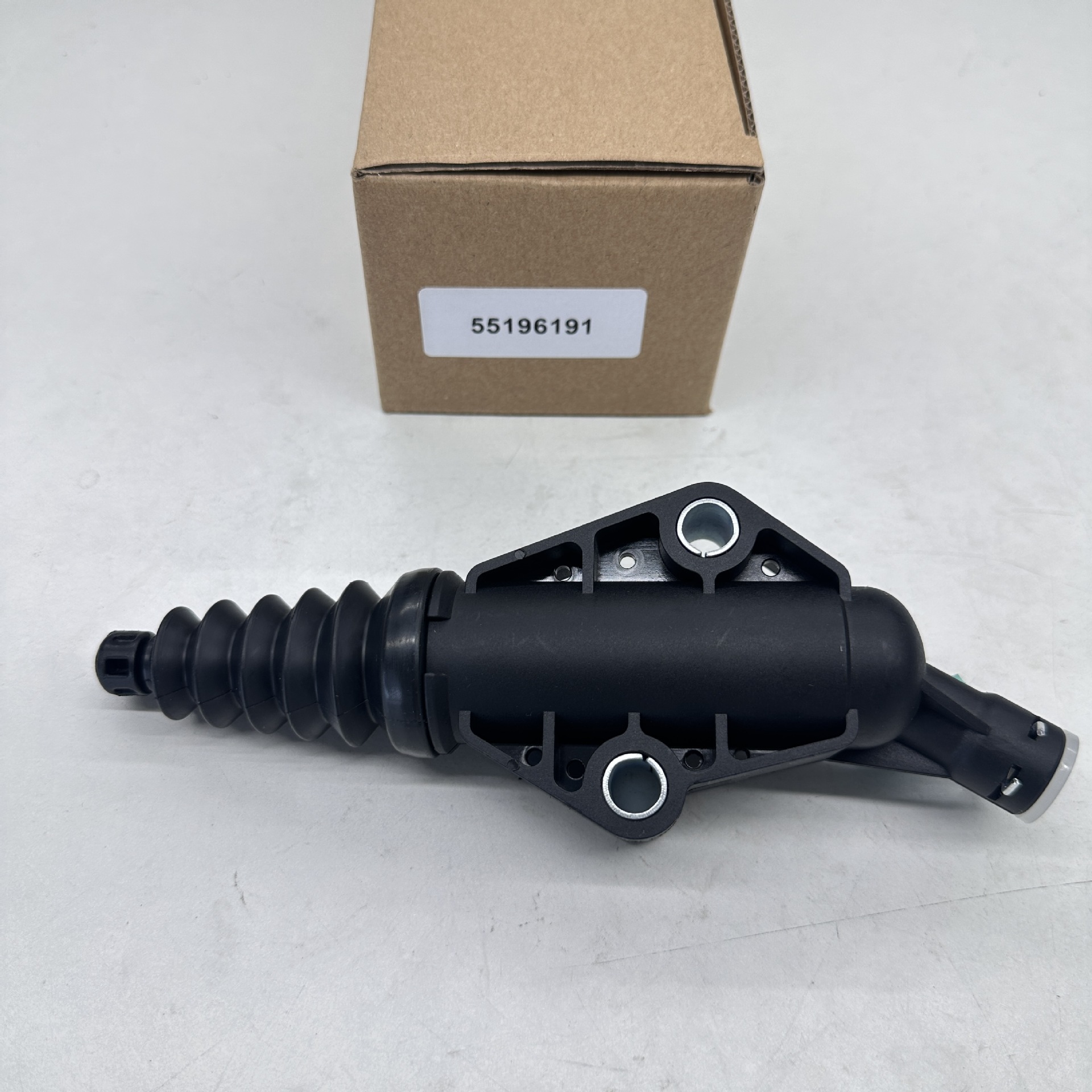 Suitable for Fiat Plastic Clutch  Cylinder 55196191 46816349