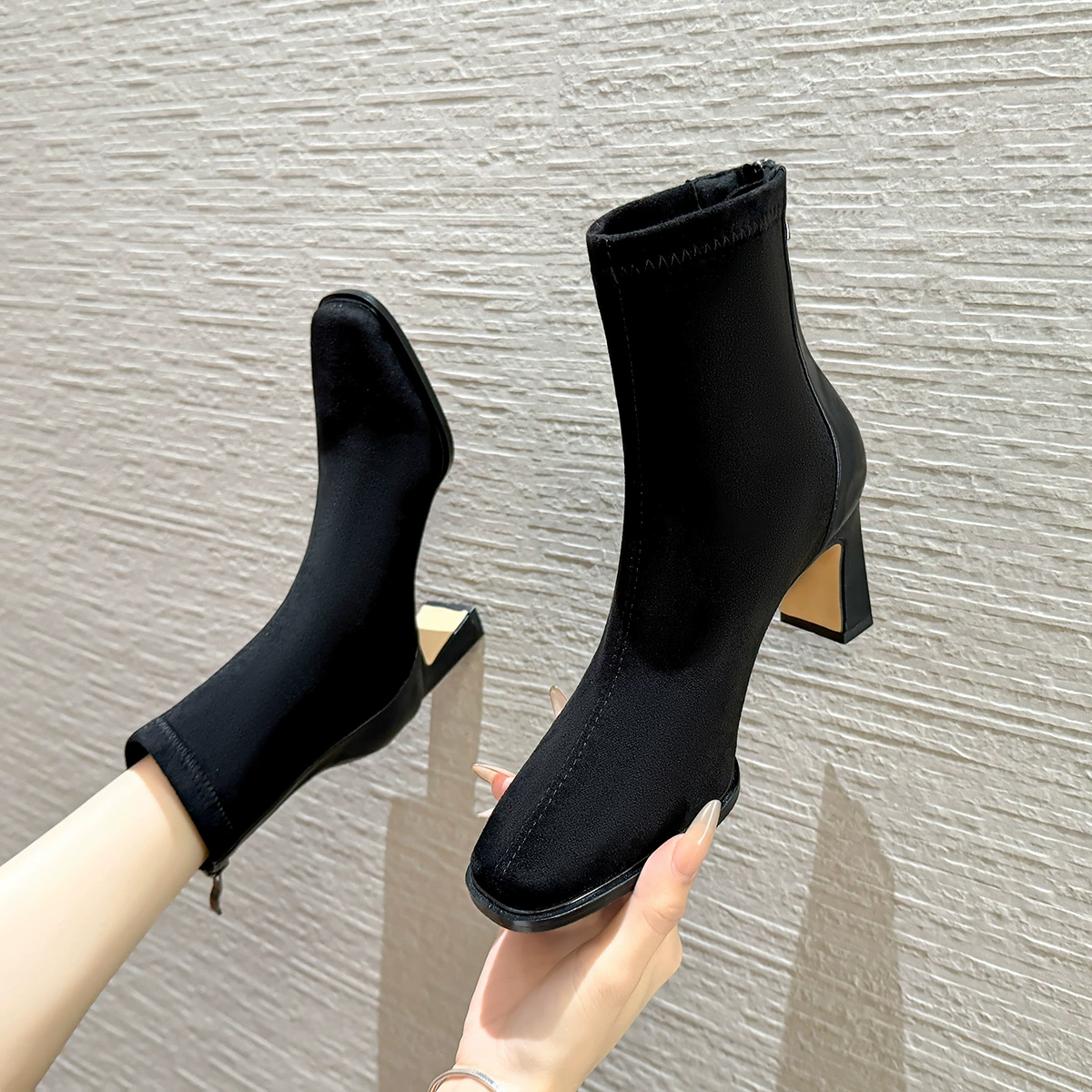 981-3 Модные корейские зимние ботинки 2024 года, женские ботинки, узкие ботинки на массивном каблуке, с круглым носком, ботильоны для женщин, осенне-зимняя коллекция