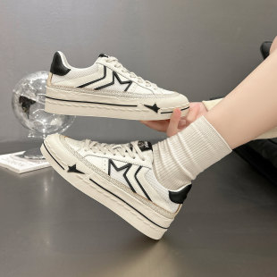 ������ǰ�ЬŮ2026�����¿�W��Ь��ɫϵ���\�����eЬ�ٴ�С��Ь