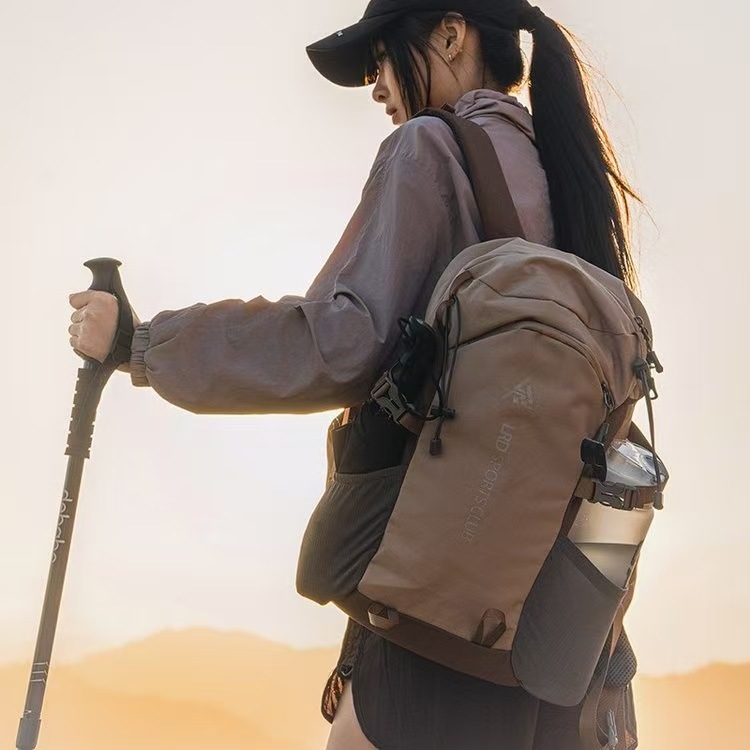 New Outdoor Mountaineering Bag, Large Capacity, Lightweight Hiking Backpack, Sports Backpack, Lightweight Waterproof Travel Backpack