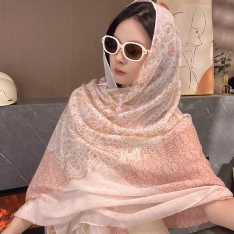 女性のための夏の日焼け止めショール 2025 新しいスタイルのボタン付きロングエスニックスタイル旅行写真薄いビーチシルクスカーフマント|undefined