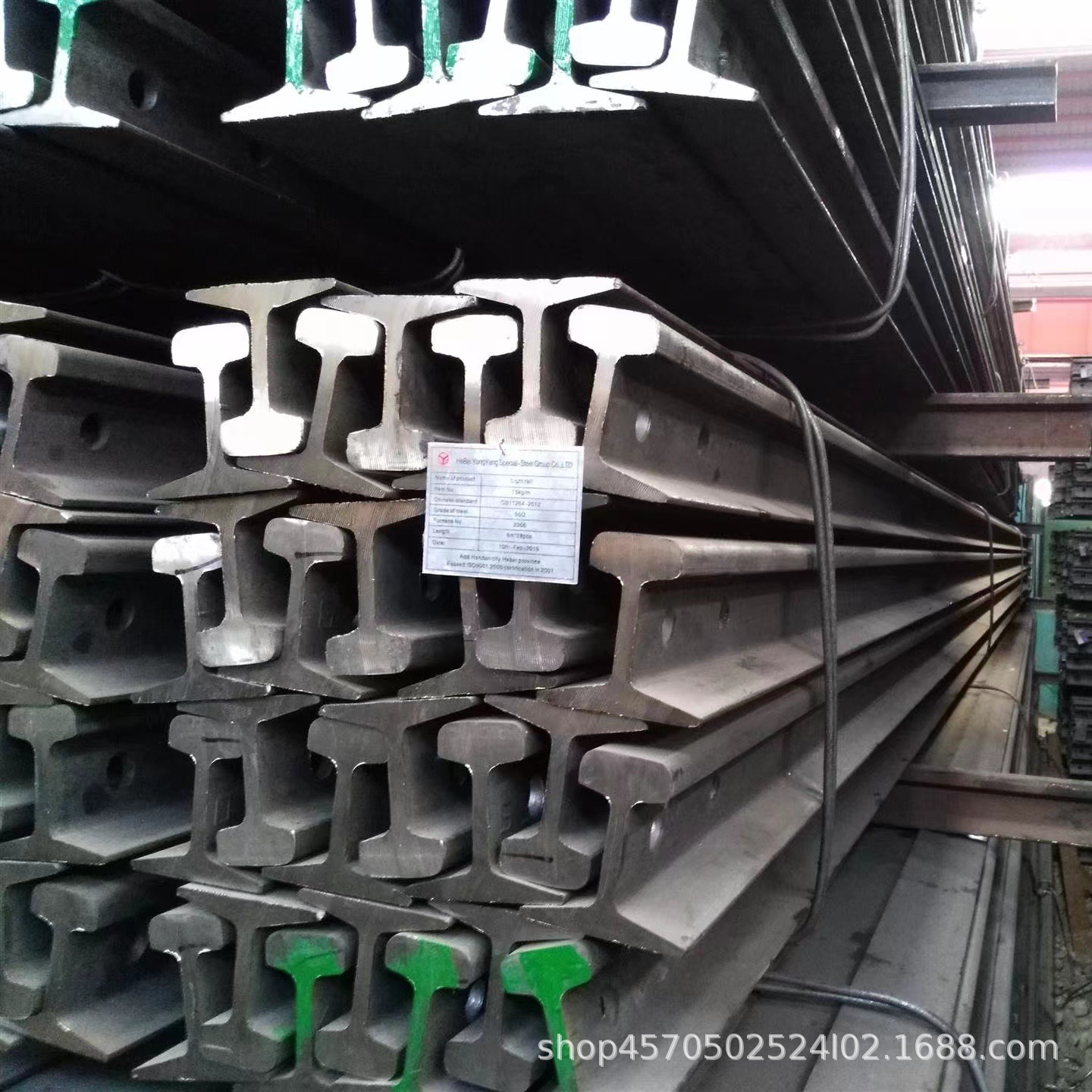 国标Q235B热轧钢轨18kg 24kg厂家现货现货轻轨 铁路轨道用规格齐