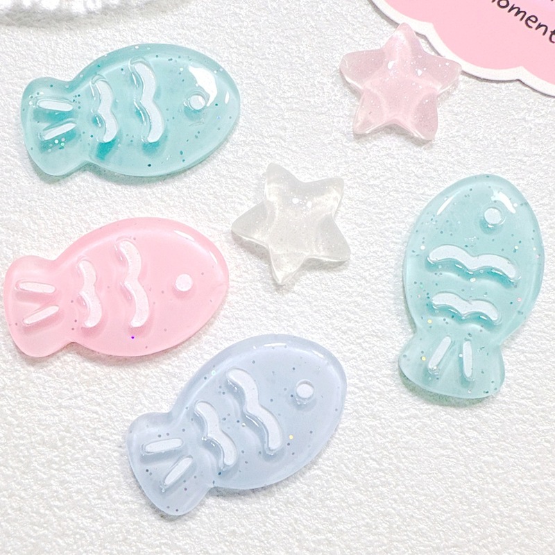 漫画樹脂アクセサリーかわいい水中世界シリーズ diy 下駄靴花携帯電話ケースエアクッションコームバッグペンダント|undefined