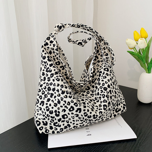 White rabbit leopard print small white rabbit ins modern cloth bag Japanese cloth bag simple Korean women's single shoulder crossbody bag shoulder bag casual