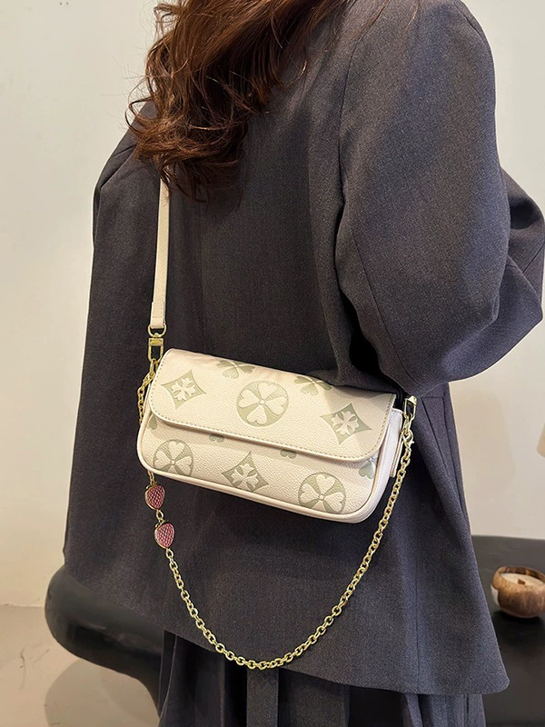 Стильная маленькая clutch сумка