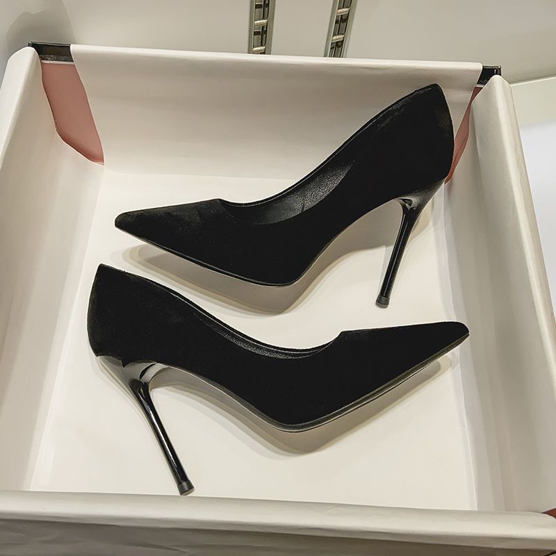 Comfortable Black French-Style Pointed-Toe Stiletto Heels for Students, Suitable for Interviews and Professional Use, New Model Graduation Shoes for Women