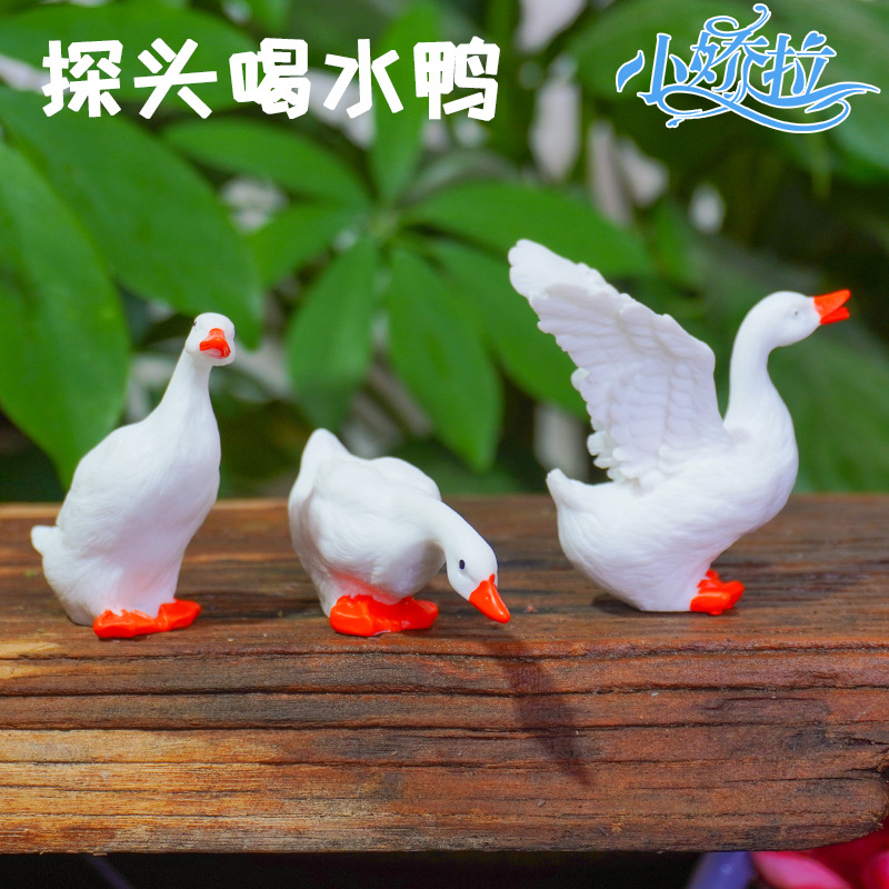 Decoración de paisaje de pecera Decoración de pato de resina Jardín al aire libre Paisaje acuático de micropaisaje transfronterizo Decoración de pecera de animales