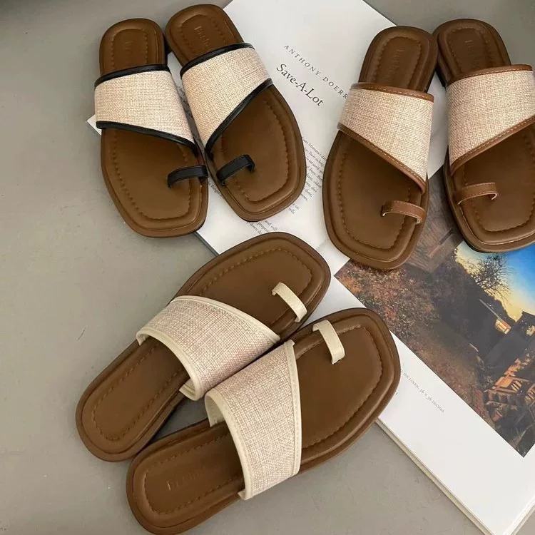 Summer straw slippers for leisure, sandals